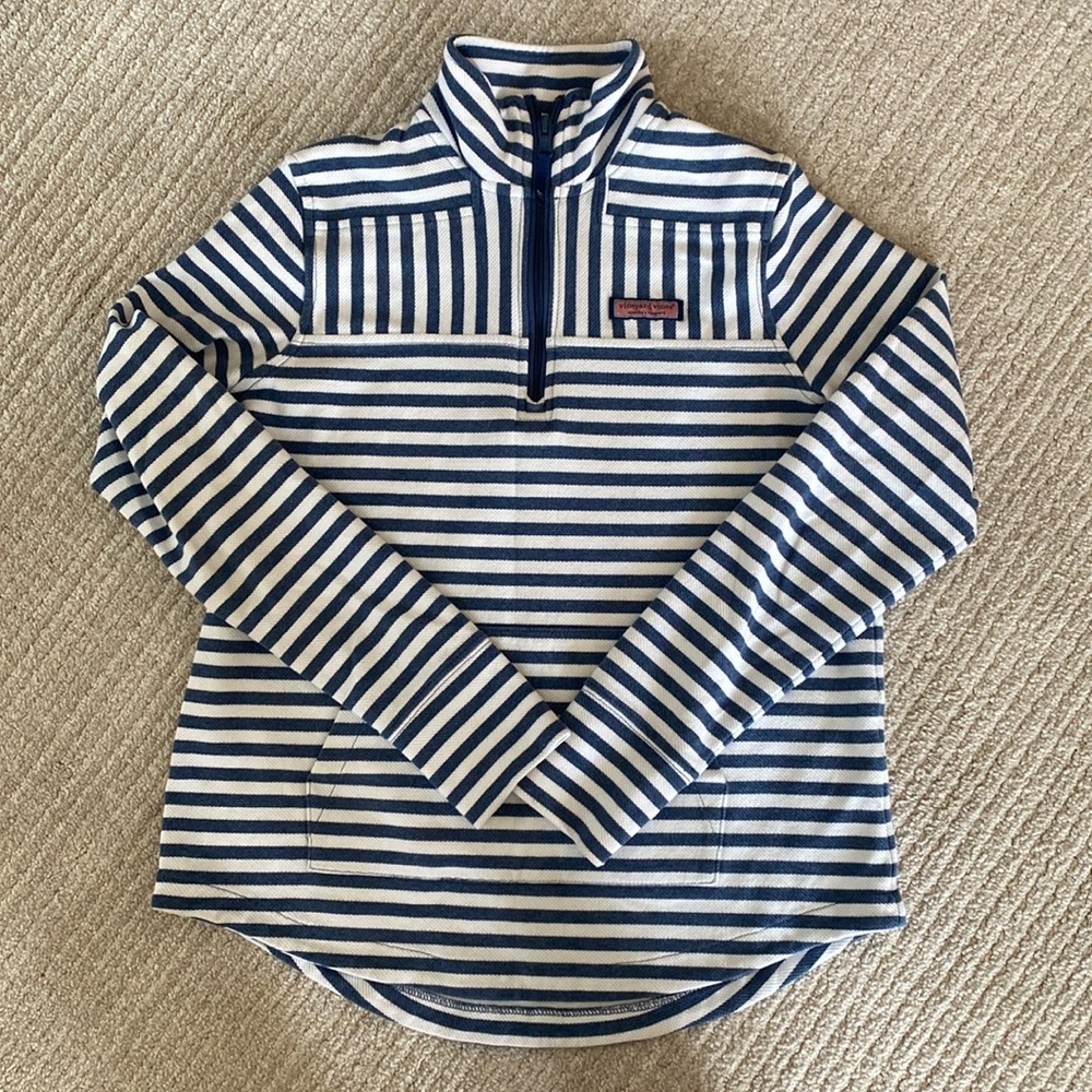 Vineyard Vines shep pullover, lightweight; size XS